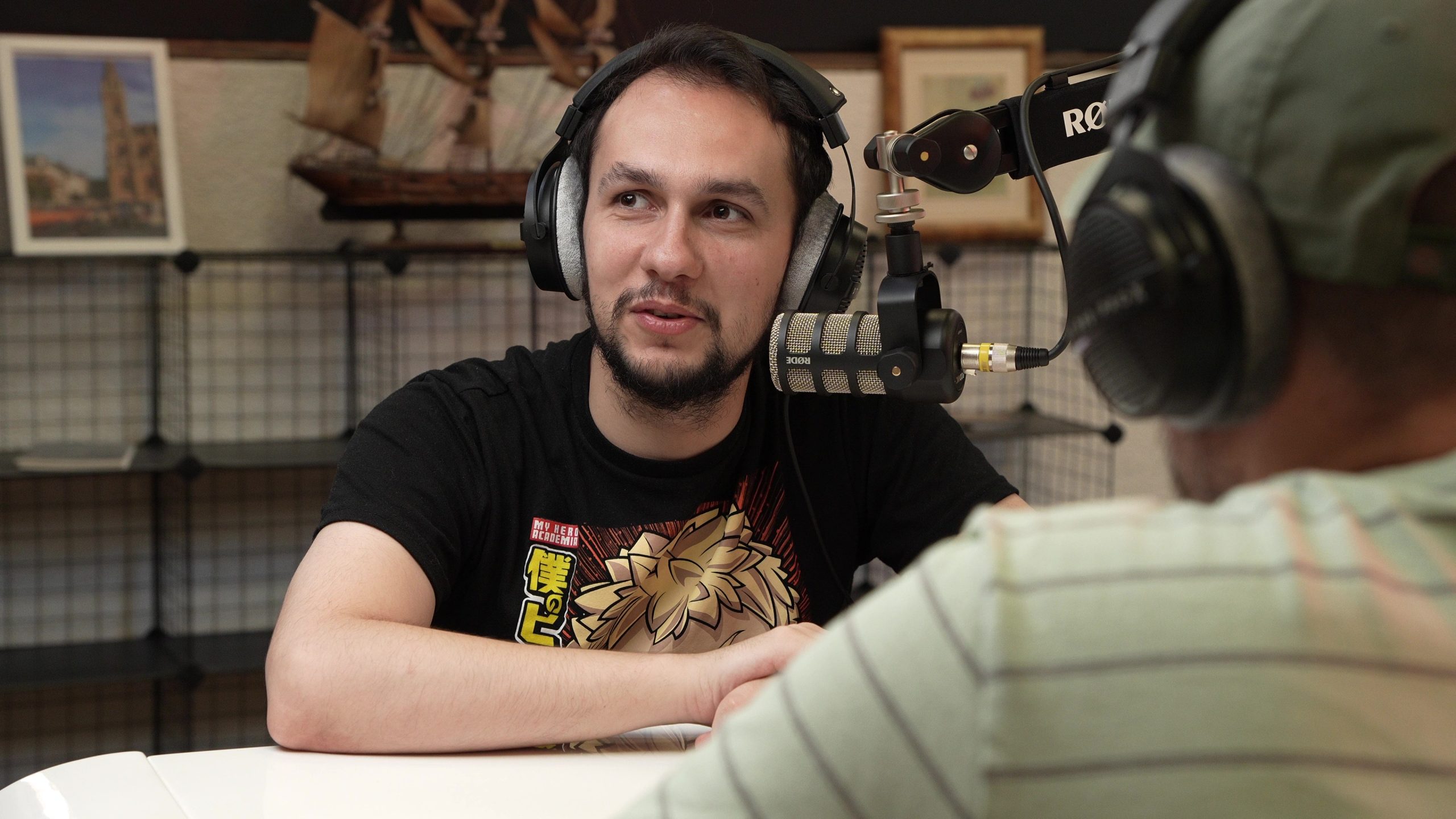 Enregistrement d'un podcast au studio Résotto Lab à Rouen, micro RØDE PodMic